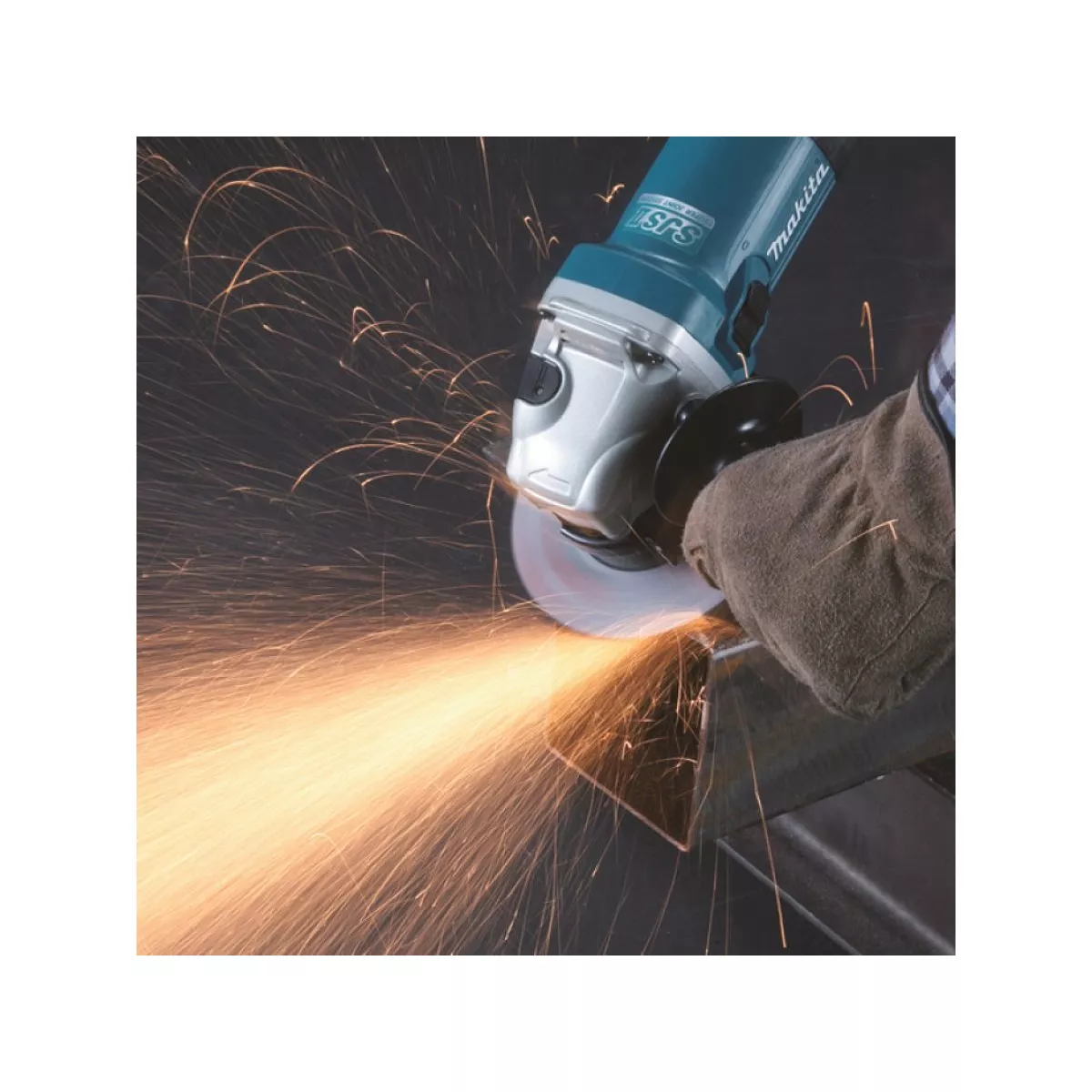 Одноручная углошлифмашина MAKITA GA 5040 RF01 в кор. (1100 Вт, диск 125х22 мм)